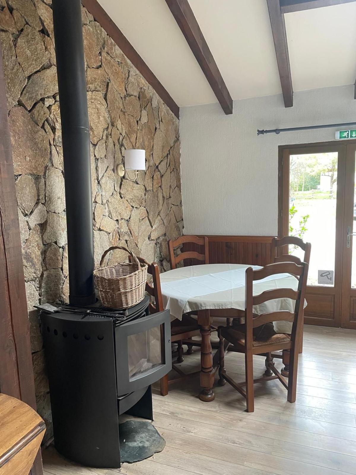 Auberge Les Myrtilles Le Bosc  Exterior foto